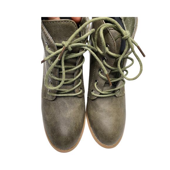 Rue21 Laced booties - olive green - Picture 4 of 8